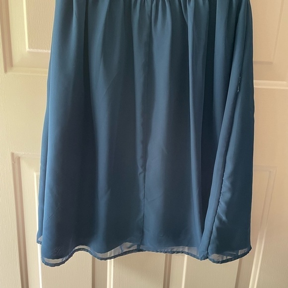 Tevolio Blue Sleeveless V-Neck Dress With Side Zipper- Size 6 - Picture 7 of 12